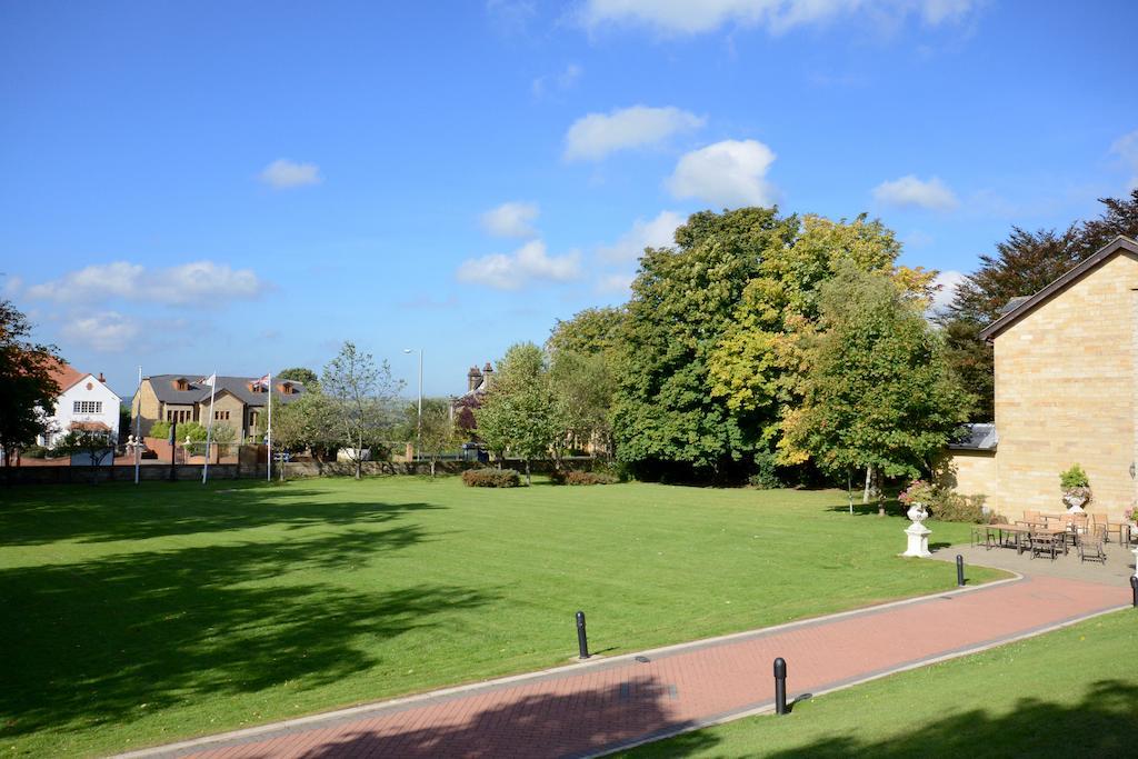 Burnley North Oaks Hotel&Leisure Club Eksteriør bilde