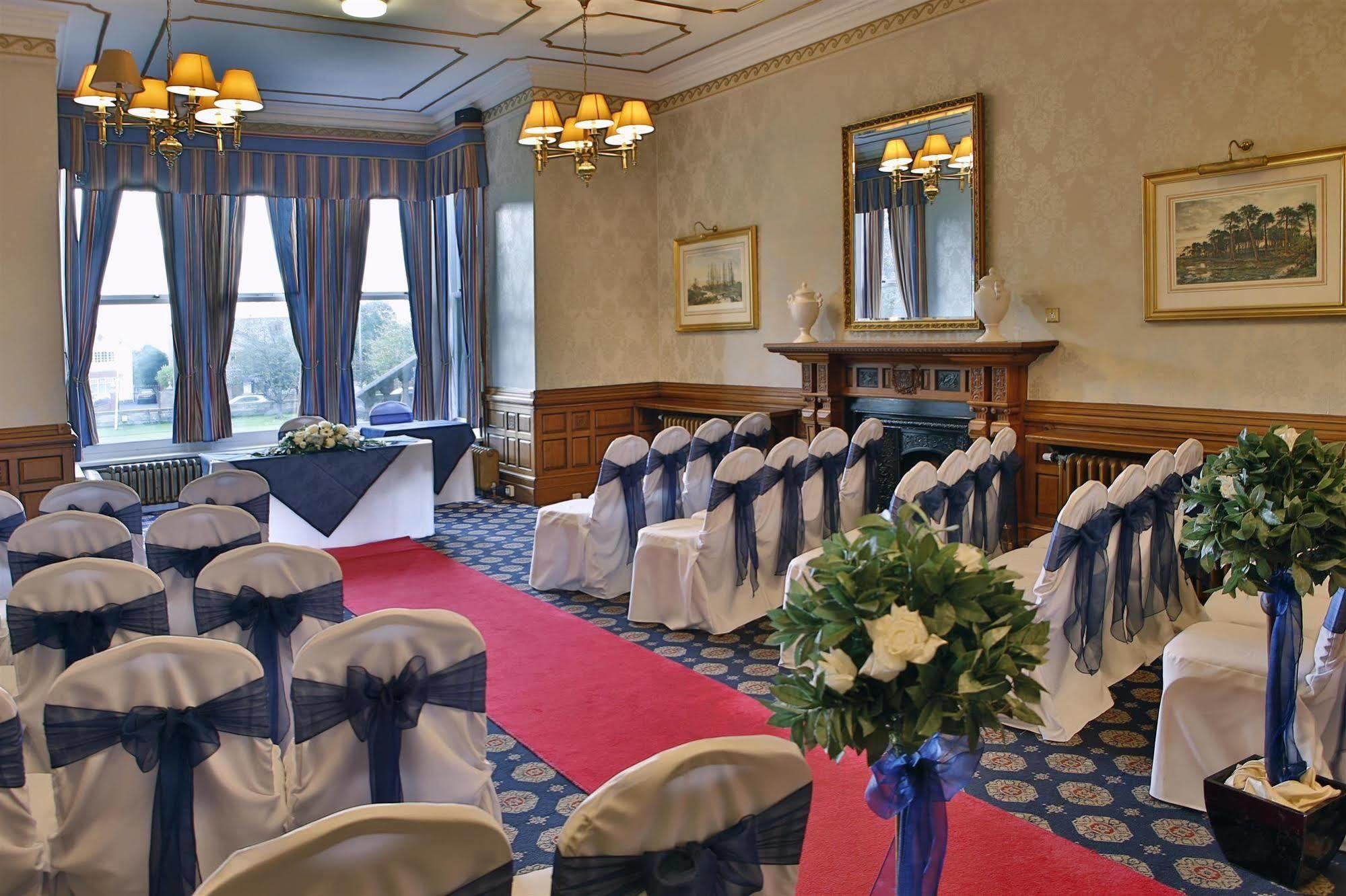 Burnley North Oaks Hotel&Leisure Club Eksteriør bilde
