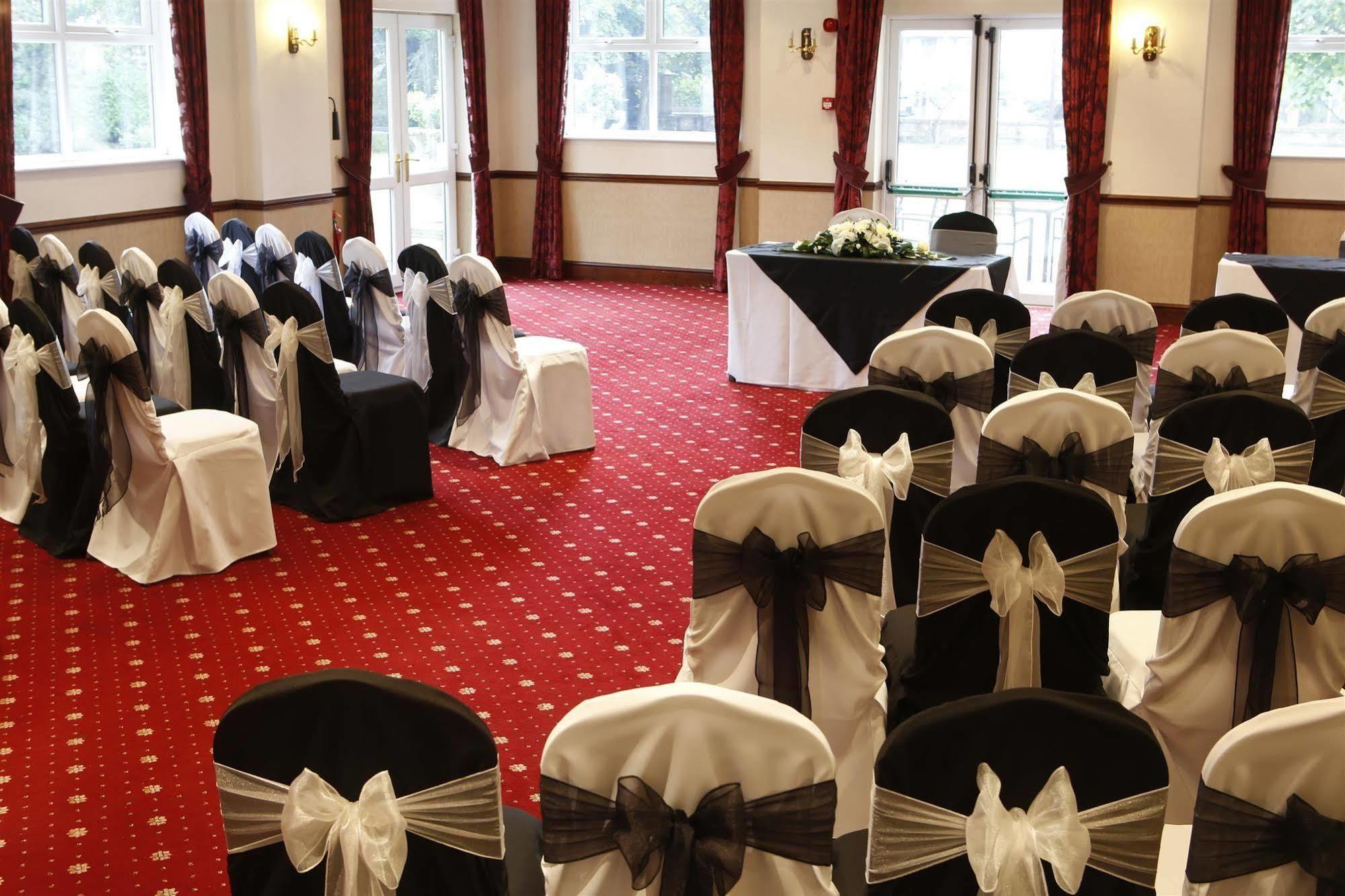 Burnley North Oaks Hotel&Leisure Club Eksteriør bilde