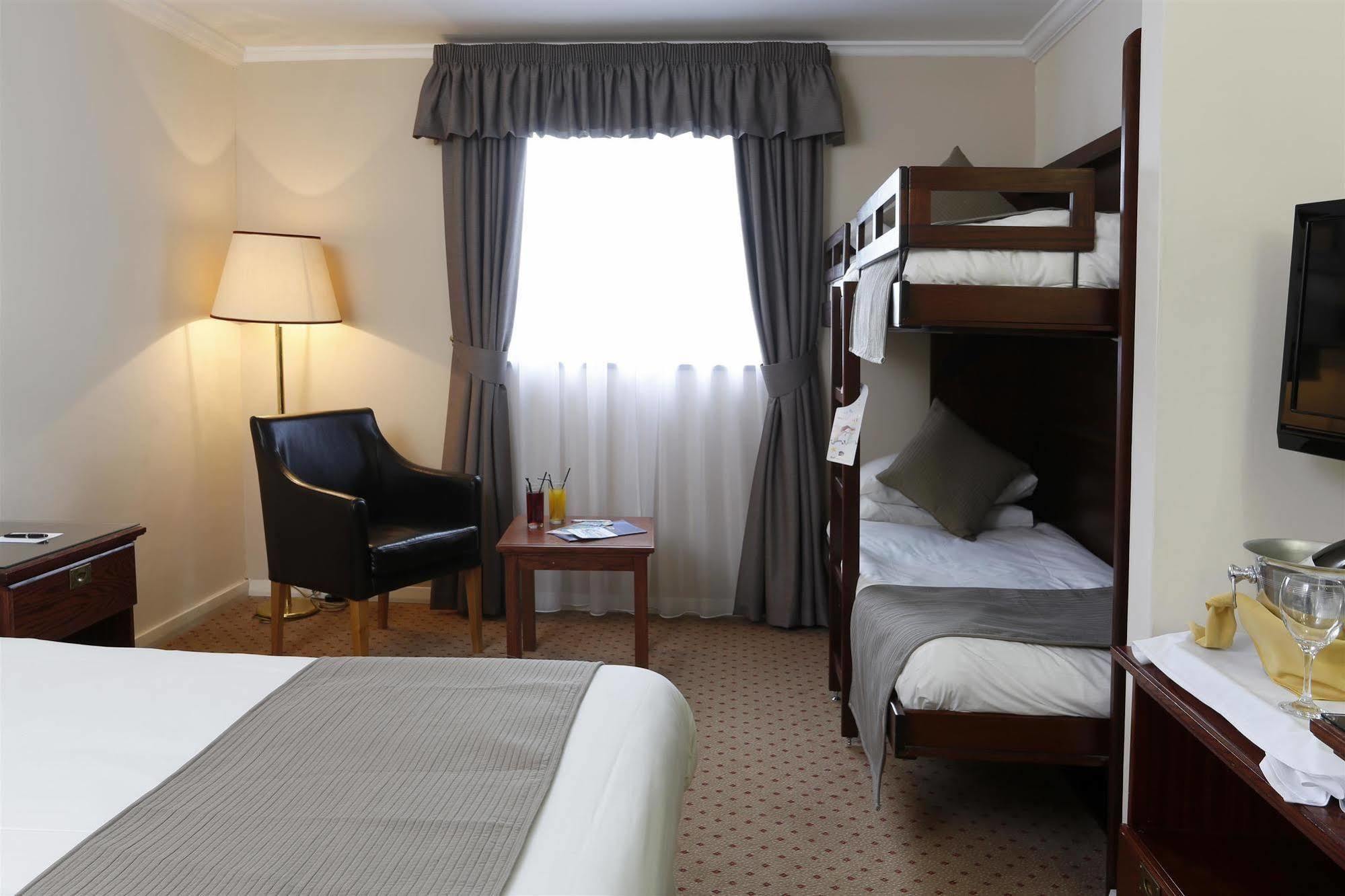 Burnley North Oaks Hotel&Leisure Club Eksteriør bilde